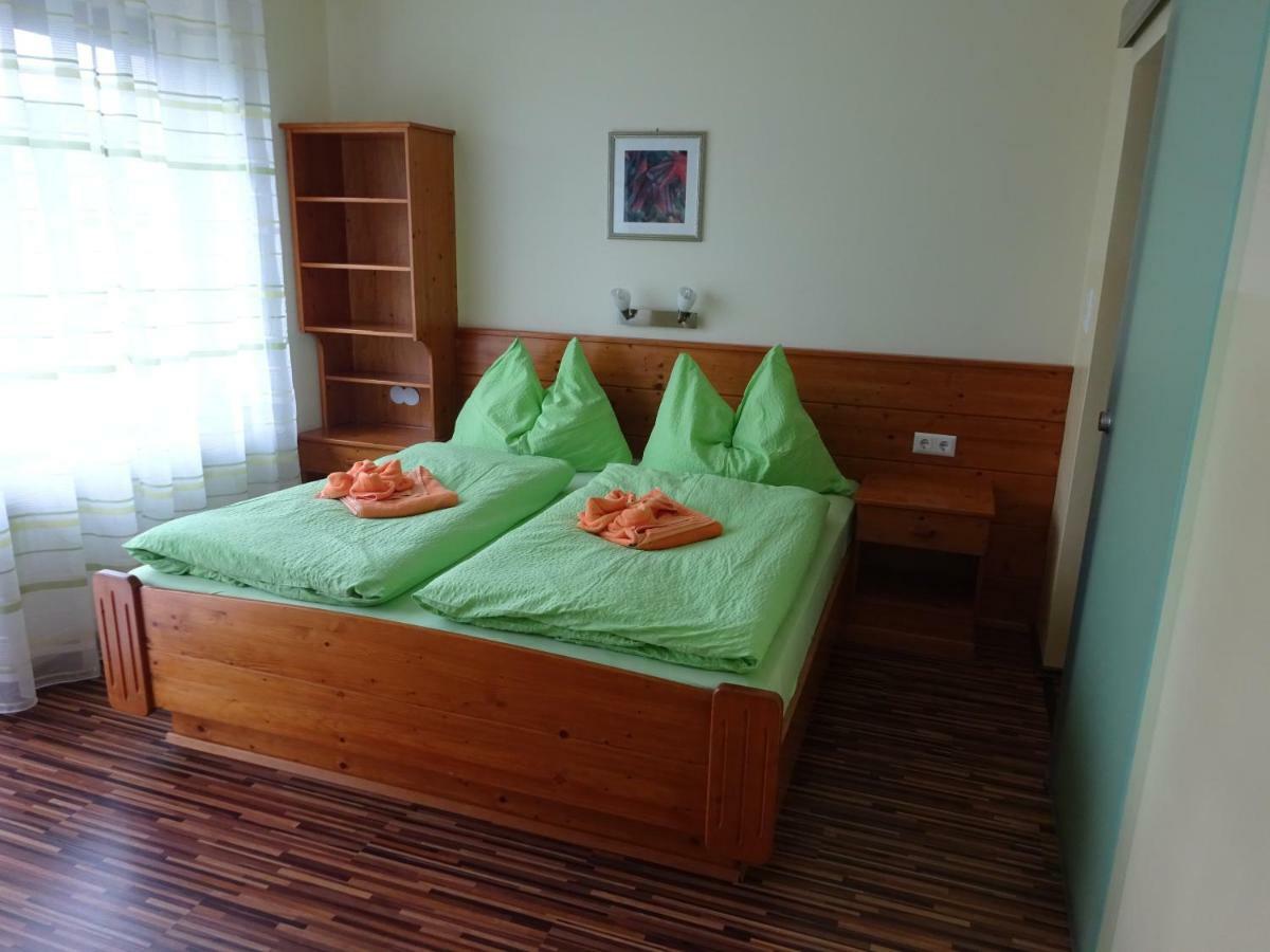 Appartement - Ferienwohnungen - Gaestehaus Gabriele Дроболлах-ам-Факерзе Екстер'єр фото