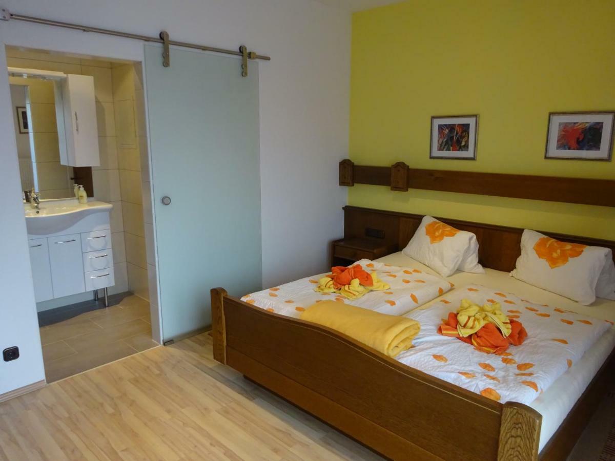 Appartement - Ferienwohnungen - Gaestehaus Gabriele Дроболлах-ам-Факерзе Екстер'єр фото
