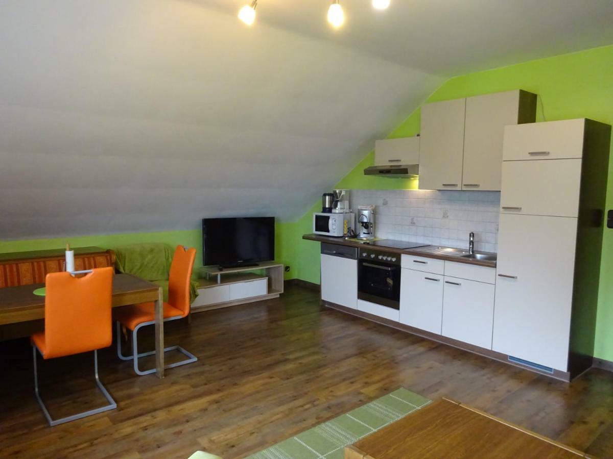 Appartement - Ferienwohnungen - Gaestehaus Gabriele Дроболлах-ам-Факерзе Екстер'єр фото
